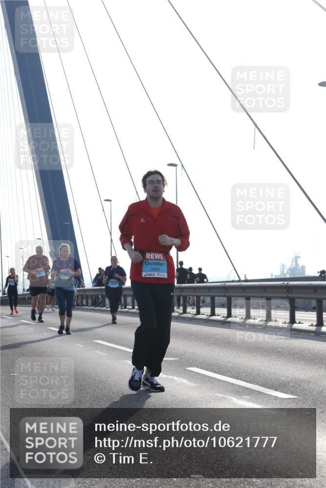 03.10.2026 - Köhlbrandbrückenlauf Tim E. http://msf.ph/oto/10621777 03.10.2026 09:41:16 Position 1 3568 meine-sportfotos.de