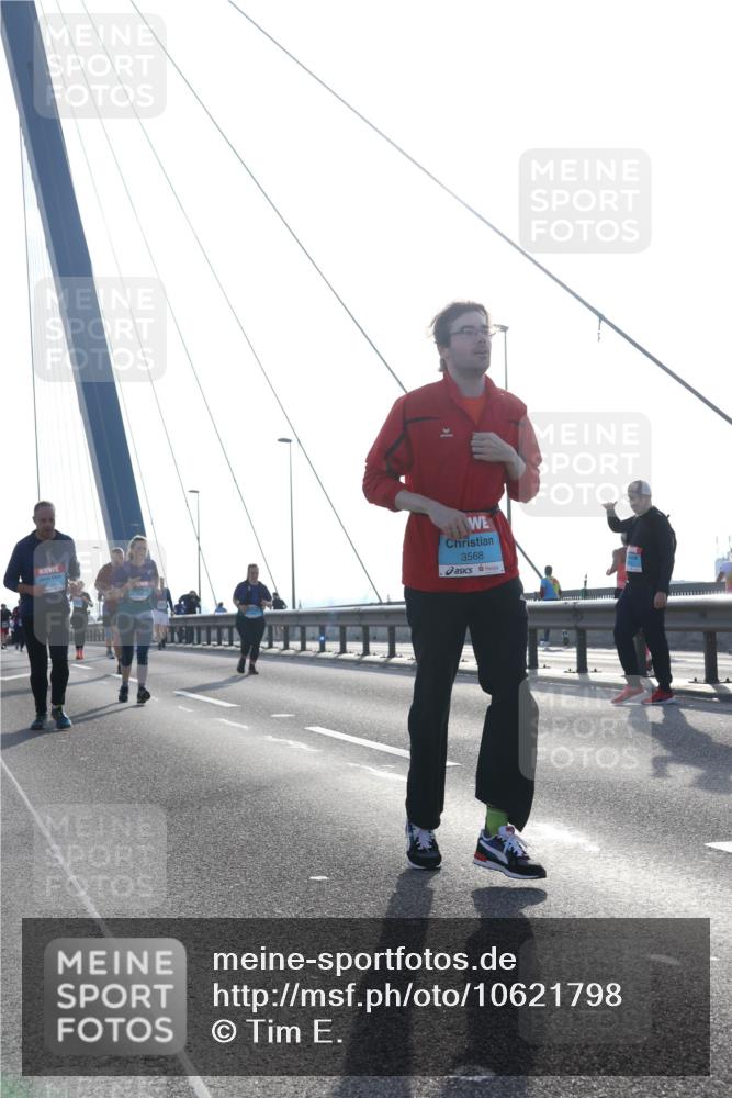 03.10.2026 - Köhlbrandbrückenlauf Tim E. http://msf.ph/oto/10621798 03.10.2026 09:41:18 Position 1 3568 meine-sportfotos.de