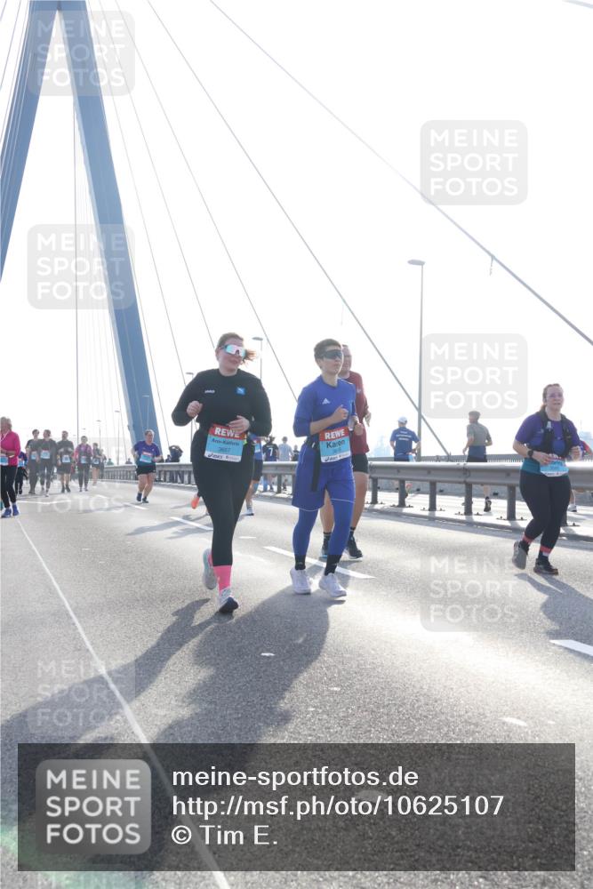 03.10.2026 - Köhlbrandbrückenlauf Tim E. http://msf.ph/oto/10625107 03.10.2026 09:41:24 Position 1 3657, 7 meine-sportfotos.de