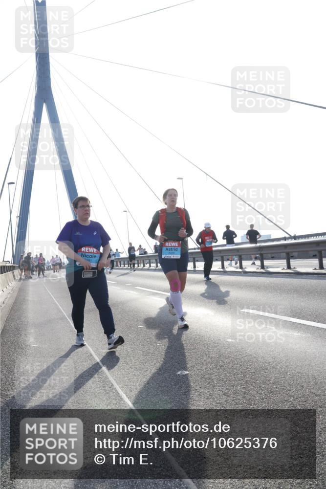 03.10.2026 - Köhlbrandbrückenlauf Tim E. http://msf.ph/oto/10625376 03.10.2026 09:41:48 Position 1 481 meine-sportfotos.de