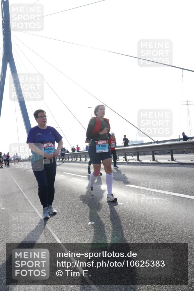 03.10.2026 - Köhlbrandbrückenlauf Tim E. http://msf.ph/oto/10625383 03.10.2026 09:41:48 Position 1 3481, 3028 meine-sportfotos.de