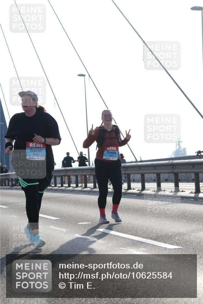 03.10.2026 - Köhlbrandbrückenlauf Tim E. http://msf.ph/oto/10625584 03.10.2026 09:42:05 Position 1 3614, 3551 meine-sportfotos.de