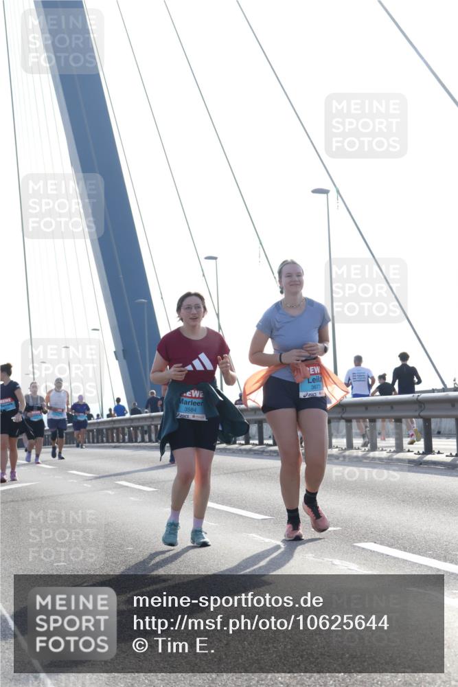 03.10.2026 - Köhlbrandbrückenlauf Tim E. http://msf.ph/oto/10625644 03.10.2026 09:42:11 Position 1 3584, 3671 meine-sportfotos.de