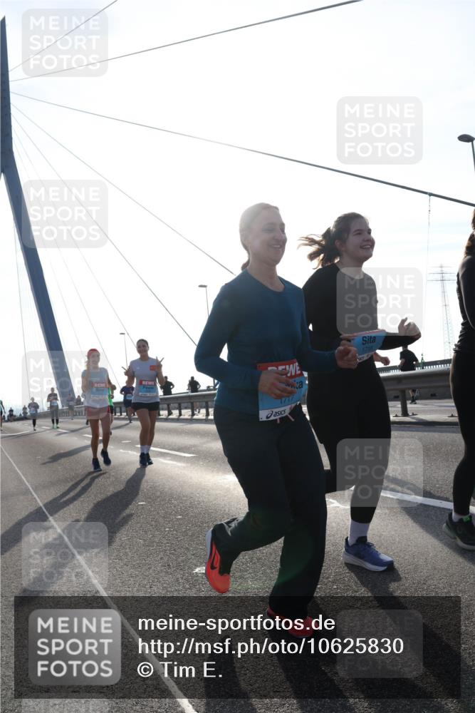 03.10.2026 - Köhlbrandbrückenlauf Tim E. http://msf.ph/oto/10625830 03.10.2026 09:42:28 Position 1 1718, 1717 meine-sportfotos.de