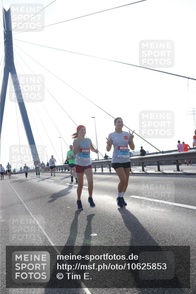 03.10.2026 - Köhlbrandbrückenlauf Tim E. http://msf.ph/oto/10625853 03.10.2026 09:42:29 Position 1 1175, 2003 meine-sportfotos.de