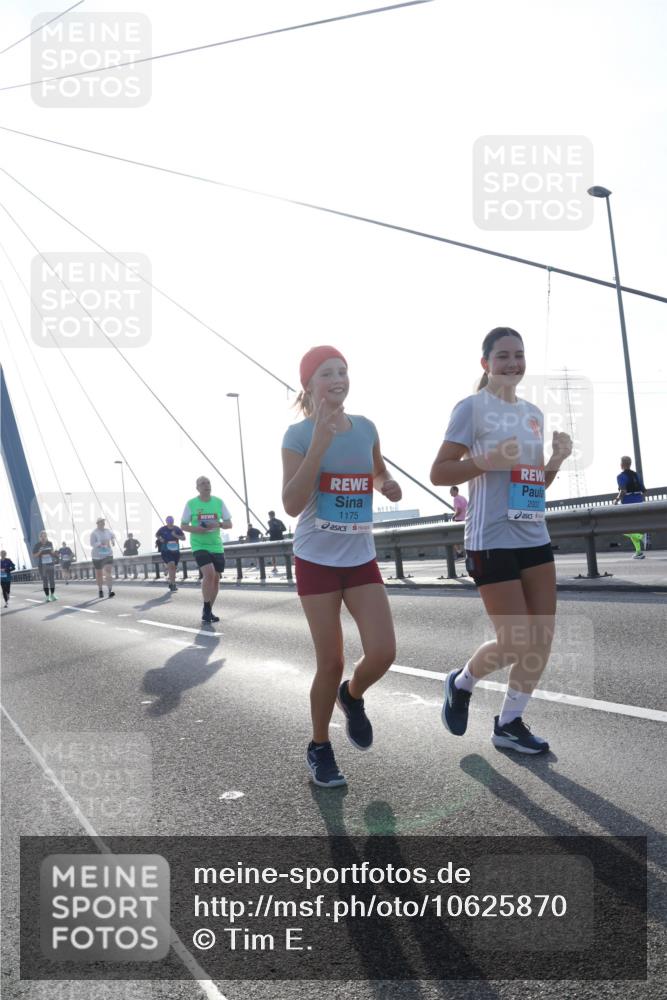 03.10.2026 - Köhlbrandbrückenlauf Tim E. http://msf.ph/oto/10625870 03.10.2026 09:42:30 Position 1 1175, 2003 meine-sportfotos.de