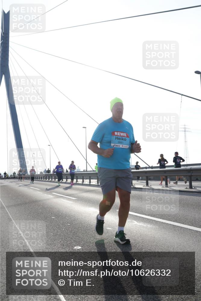03.10.2026 - Köhlbrandbrückenlauf Tim E. http://msf.ph/oto/10626332 03.10.2026 09:43:28 Position 1 3661 meine-sportfotos.de