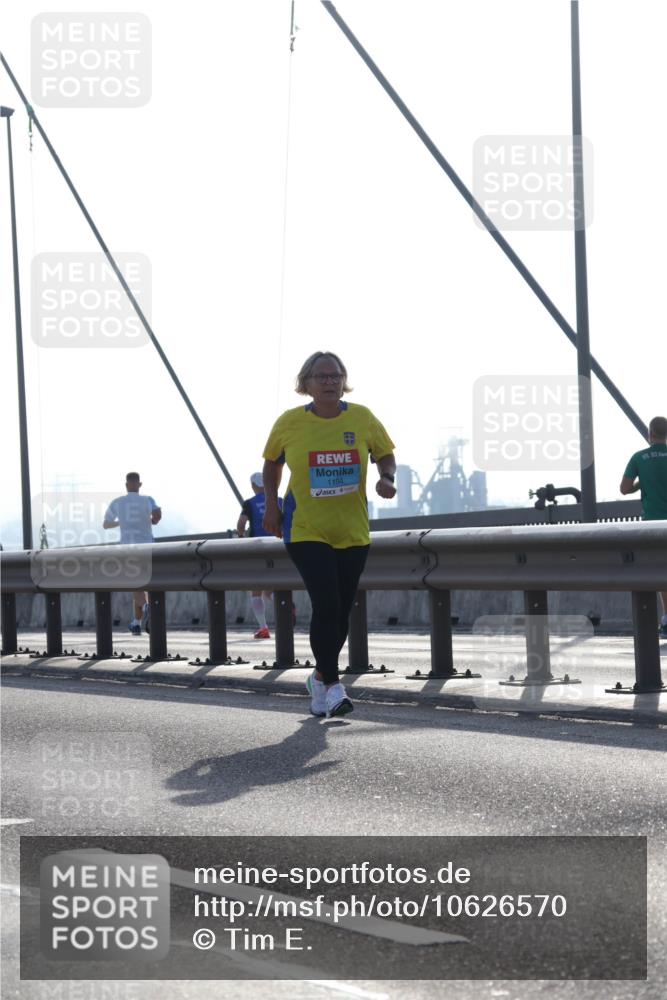03.10.2026 - Köhlbrandbrückenlauf Tim E. http://msf.ph/oto/10626570 03.10.2026 09:43:57 Position 1 1194, 93 meine-sportfotos.de