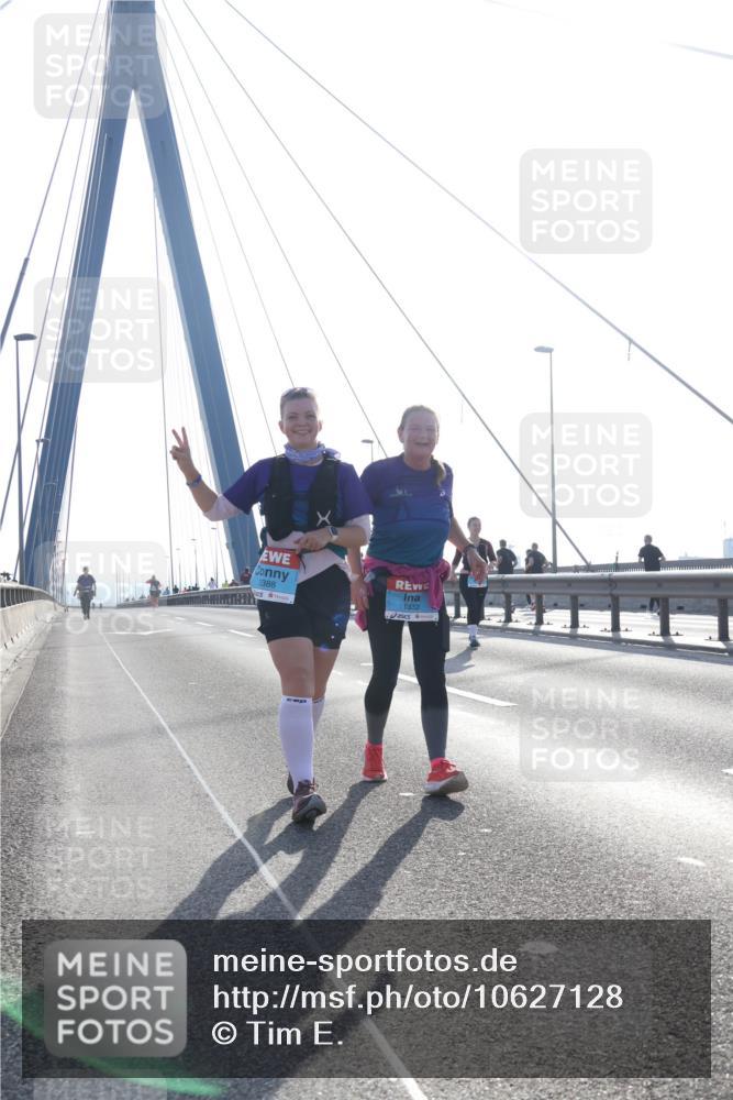 03.10.2026 - Köhlbrandbrückenlauf Tim E. http://msf.ph/oto/10627128 03.10.2026 09:45:41 Position 1 3388, 1332 meine-sportfotos.de