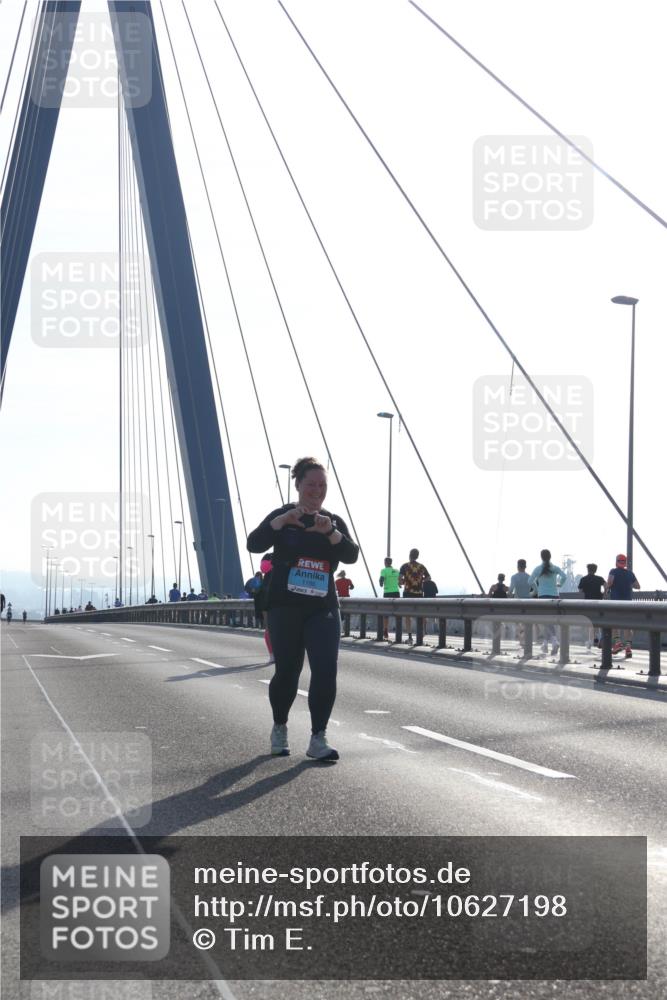 03.10.2026 - Köhlbrandbrückenlauf Tim E. http://msf.ph/oto/10627198 03.10.2026 09:46:03 Position 1 1186 meine-sportfotos.de