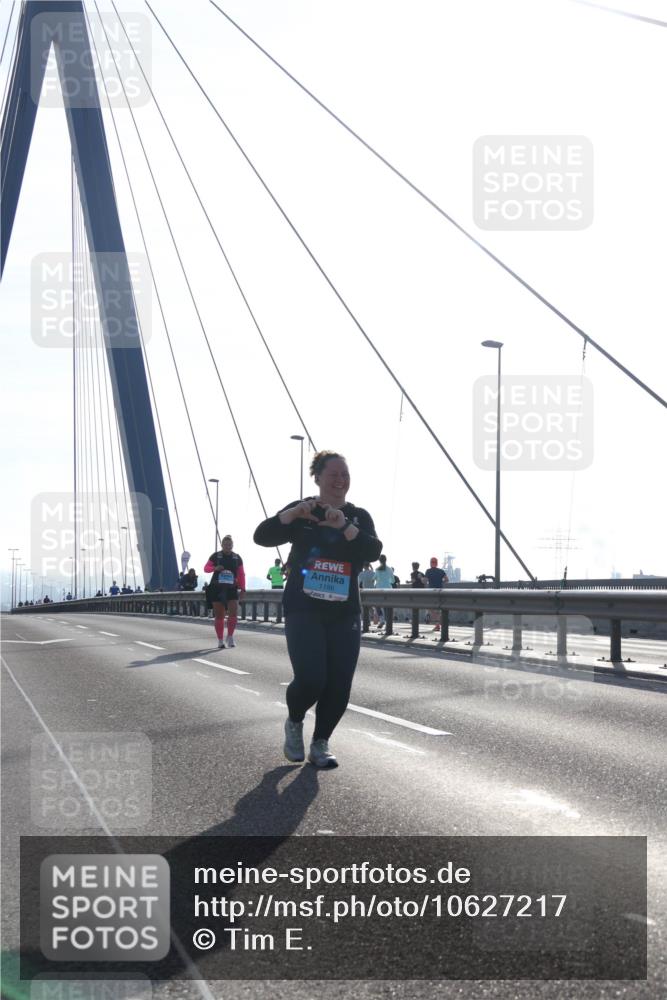 03.10.2026 - Köhlbrandbrückenlauf Tim E. http://msf.ph/oto/10627217 03.10.2026 09:46:04 Position 1 1186 meine-sportfotos.de
