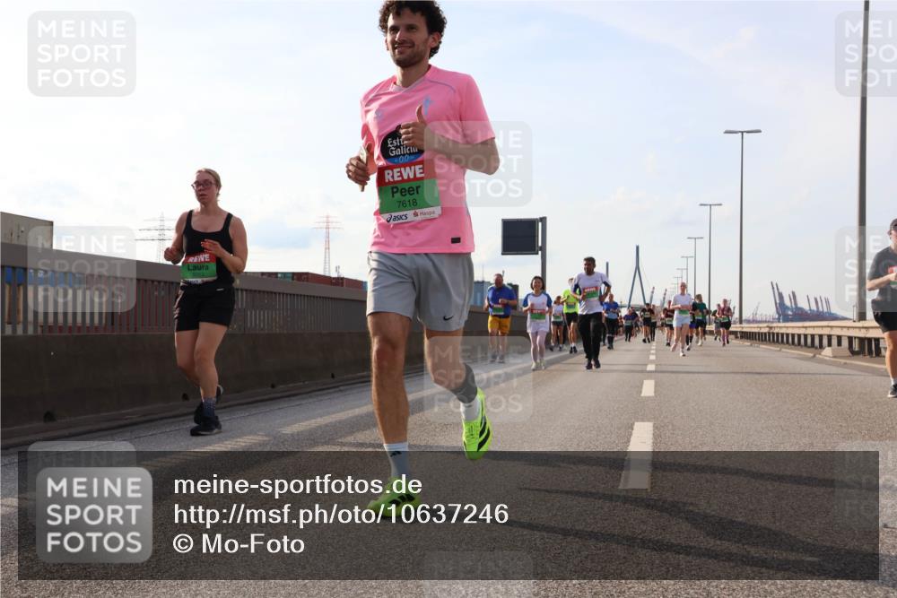 03.10.2026 - Köhlbrandbrückenlauf Mo-Foto http://msf.ph/oto/10637246 03.10.2026 16:10:07 Position 3 0, 0, 7618 meine-sportfotos.de