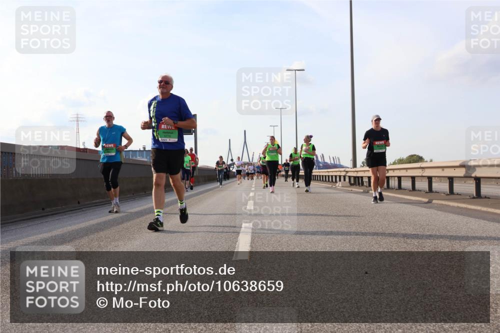 03.10.2026 - Köhlbrandbrückenlauf Mo-Foto http://msf.ph/oto/10638659 03.10.2026 16:13:21 Position 3 9776 meine-sportfotos.de