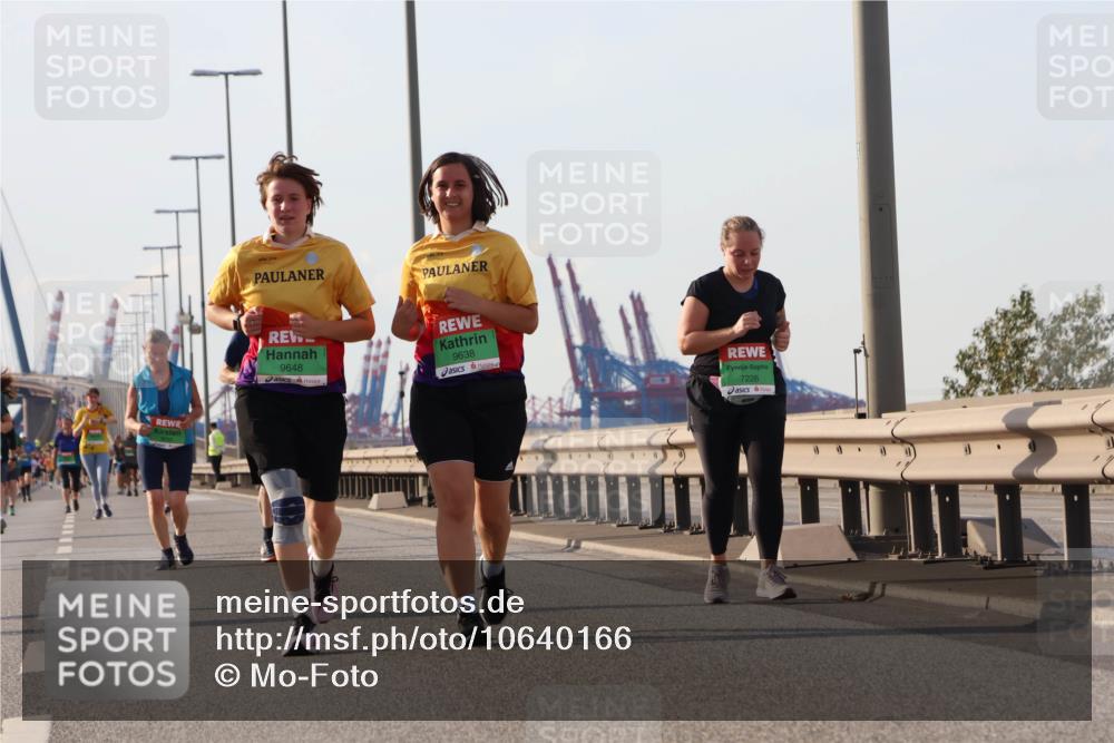 03.10.2026 - Köhlbrandbrückenlauf Mo-Foto http://msf.ph/oto/10640166 03.10.2026 16:17:38 Position 3 9648, 9638, 7226 meine-sportfotos.de