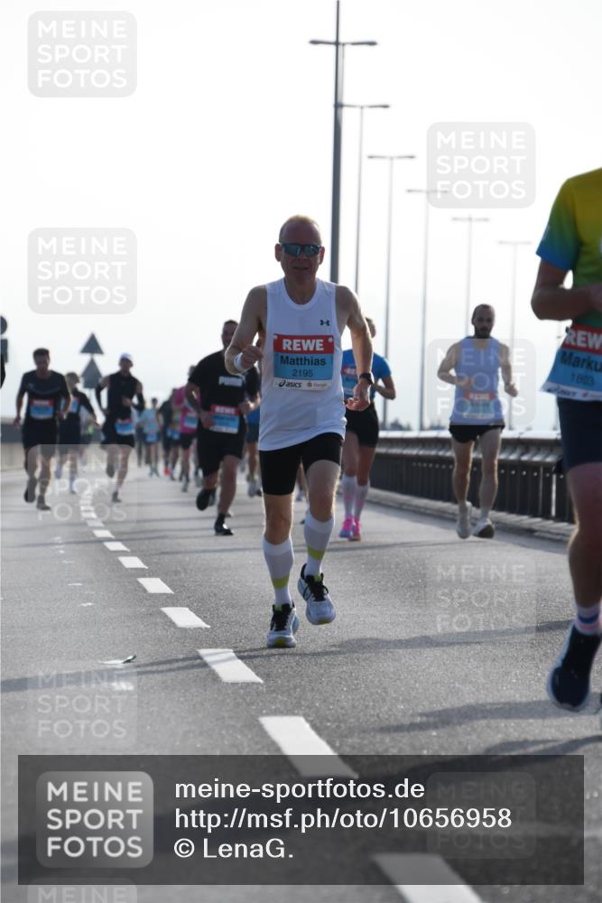 03.10.2026 - Köhlbrandbrückenlauf LenaG. http://msf.ph/oto/10656958 03.10.2026 09:20:16 Position 1 2195, 1803 meine-sportfotos.de