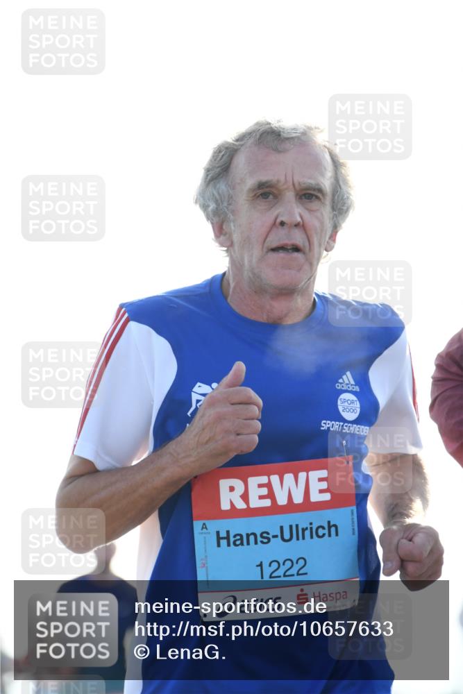 03.10.2026 - Köhlbrandbrückenlauf LenaG. http://msf.ph/oto/10657633 03.10.2026 09:23:41 Position 1 2000, 1222 meine-sportfotos.de