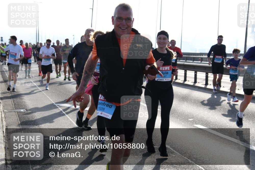 03.10.2026 - Köhlbrandbrückenlauf LenaG. http://msf.ph/oto/10658800 03.10.2026 09:30:54 Position 1 567, 1528 meine-sportfotos.de