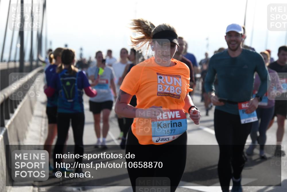 03.10.2026 - Köhlbrandbrückenlauf LenaG. http://msf.ph/oto/10658870 03.10.2026 09:31:34 Position 1 1577 meine-sportfotos.de