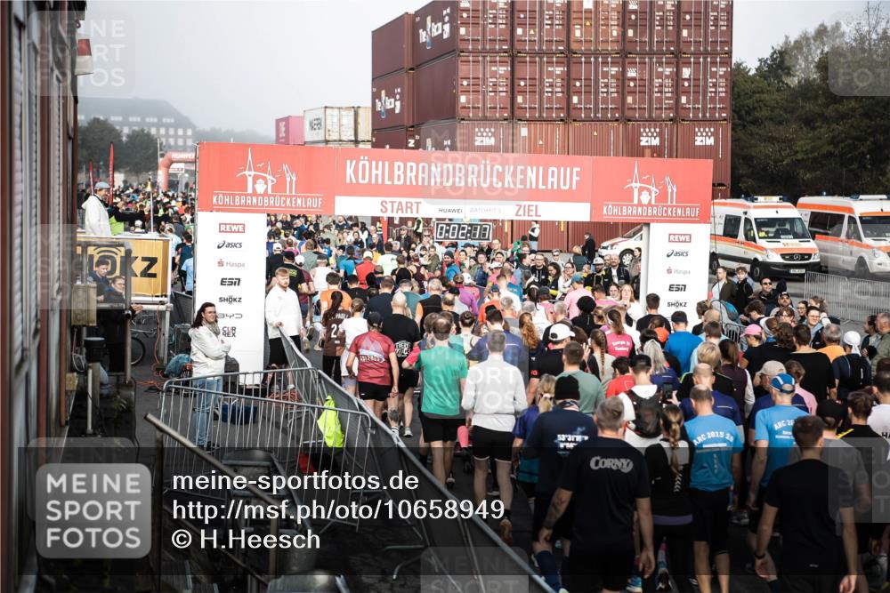 03.10.2026 - Köhlbrandbrückenlauf H.Heesch http://msf.ph/oto/10658949 03.10.2026 09:03:10 Ziel  meine-sportfotos.de