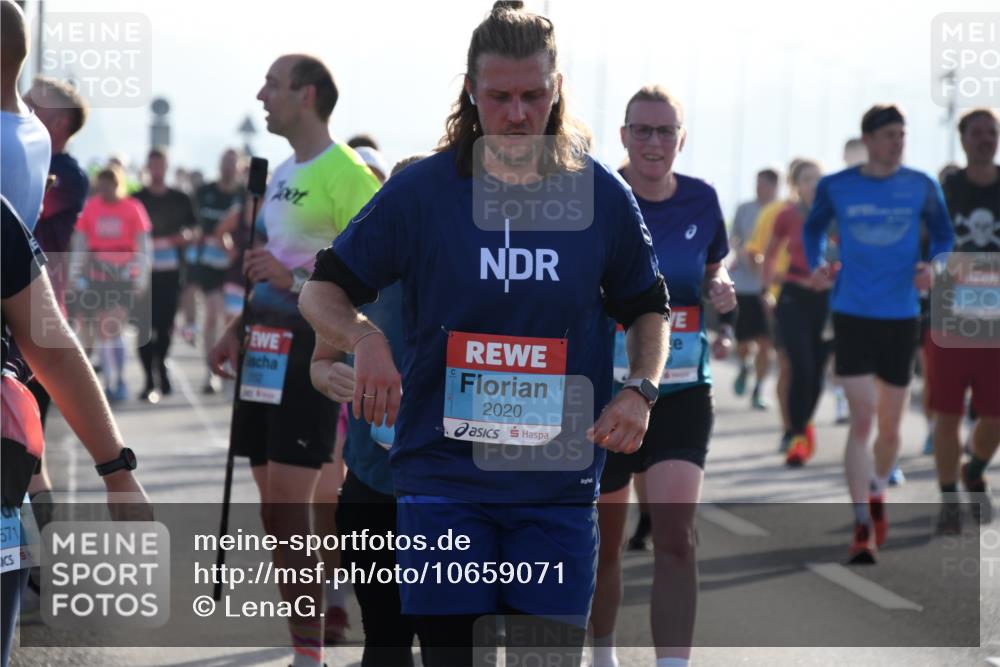 03.10.2026 - Köhlbrandbrückenlauf LenaG. http://msf.ph/oto/10659071 03.10.2026 09:33:53 Position 1 571, 2020 meine-sportfotos.de