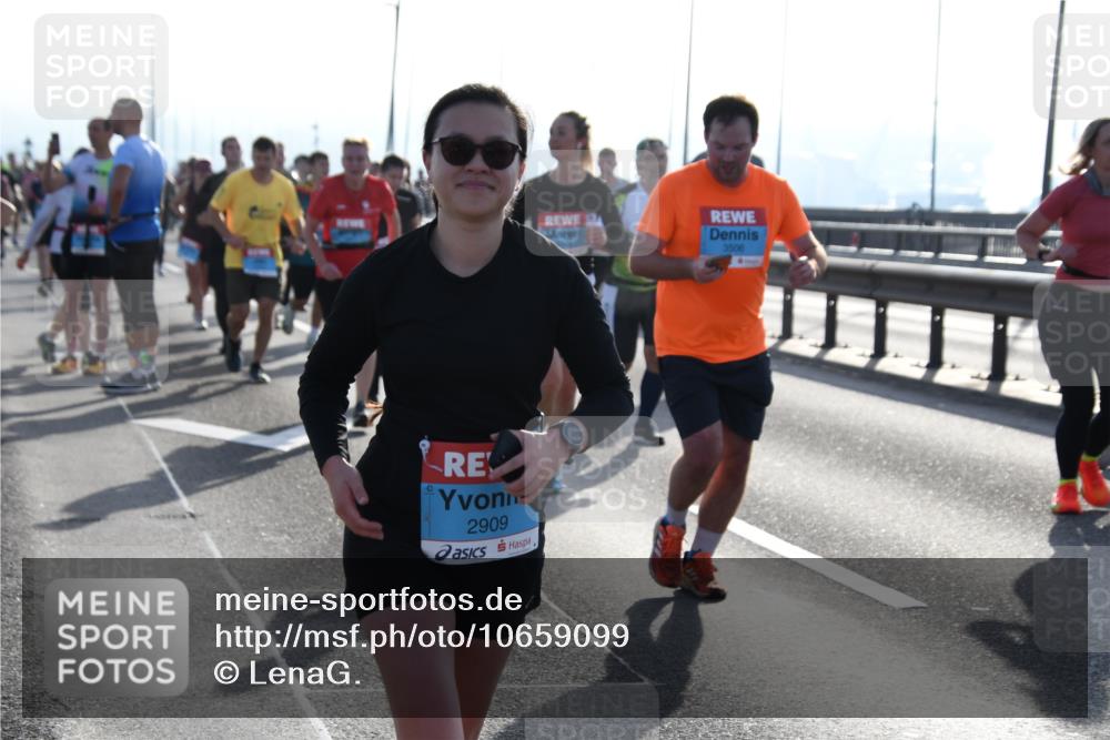 03.10.2026 - Köhlbrandbrückenlauf LenaG. http://msf.ph/oto/10659099 03.10.2026 09:34:05 Position 1 2909, 3506 meine-sportfotos.de