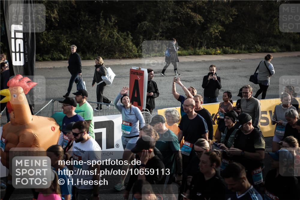 03.10.2026 - Köhlbrandbrückenlauf H.Heesch http://msf.ph/oto/10659113 03.10.2026 09:07:12 Ziel  meine-sportfotos.de