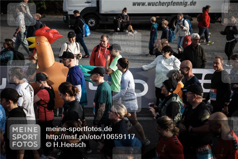 03.10.2026 - Köhlbrandbrückenlauf H.Heesch http://msf.ph/oto/10659117 03.10.2026 09:07:15 Ziel  meine-sportfotos.de