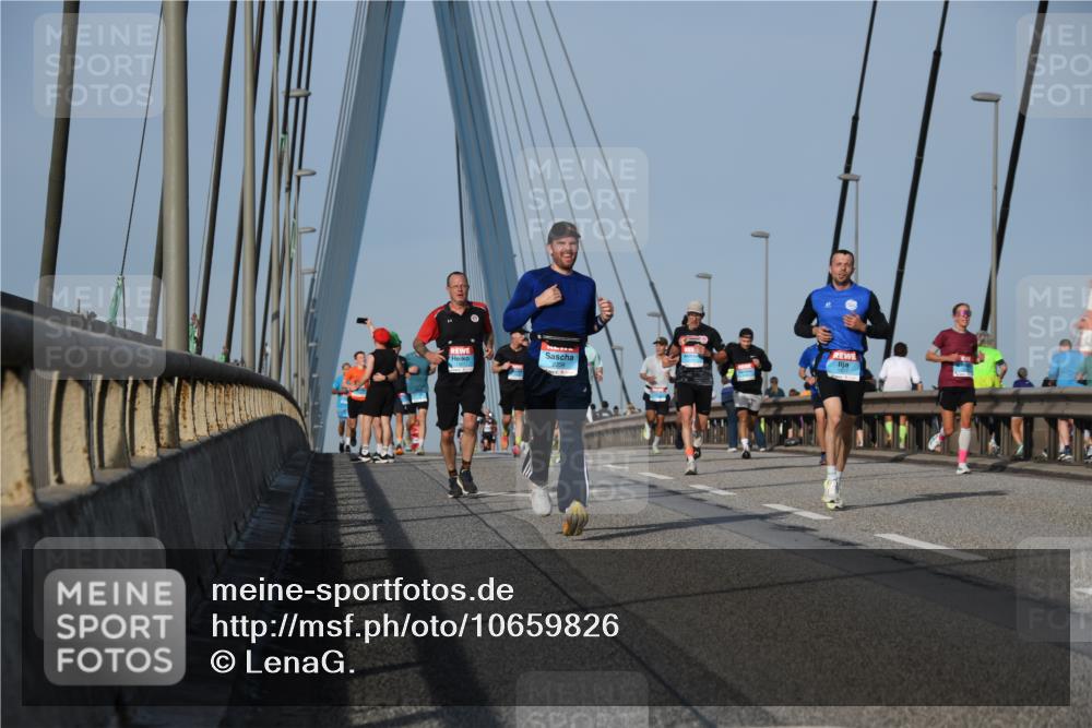 03.10.2026 - Köhlbrandbrückenlauf LenaG. http://msf.ph/oto/10659826 03.10.2026 09:38:18 Position 2  meine-sportfotos.de