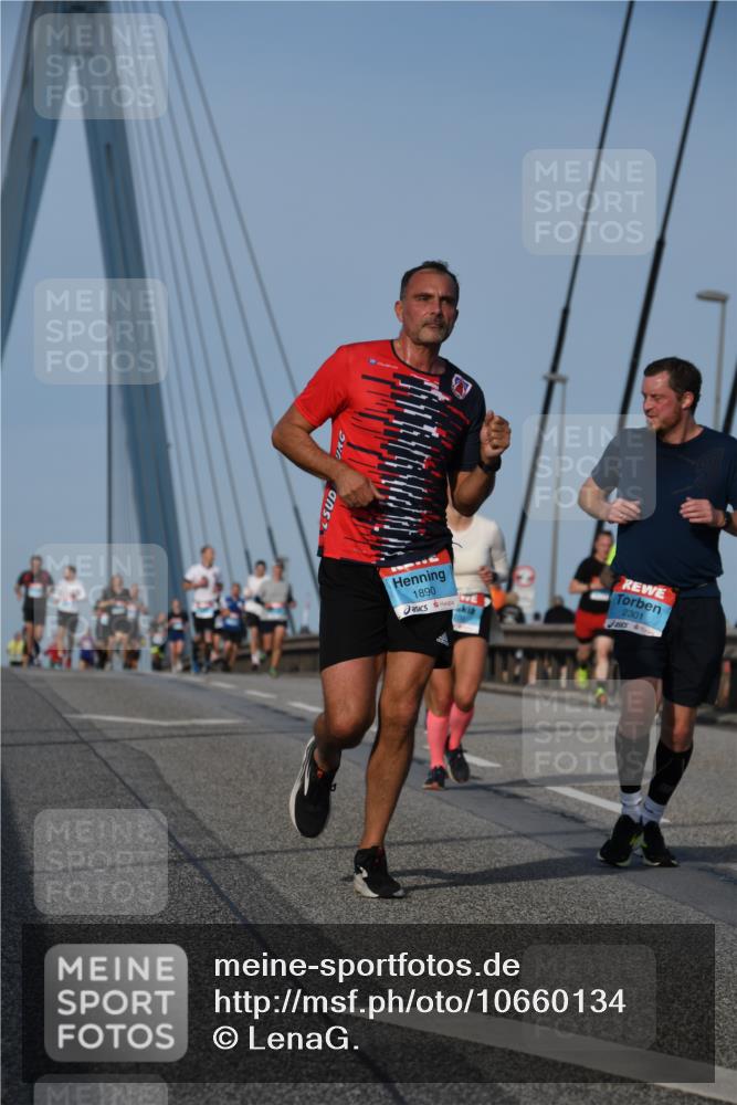 03.10.2026 - Köhlbrandbrückenlauf LenaG. http://msf.ph/oto/10660134 03.10.2026 09:40:05 Position 2 1890, 2301 meine-sportfotos.de