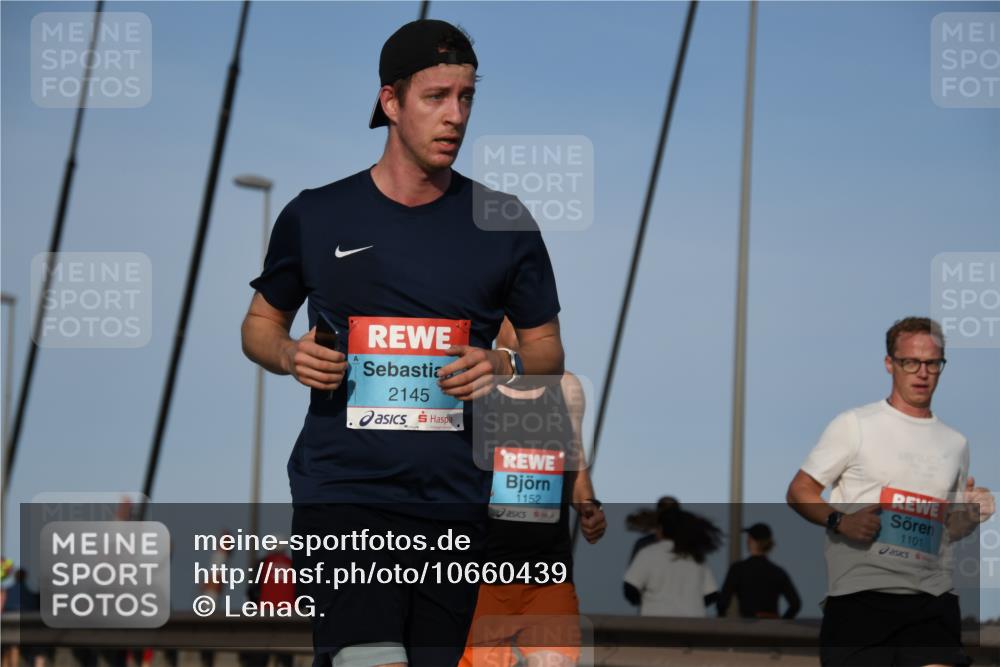 03.10.2026 - Köhlbrandbrückenlauf LenaG. http://msf.ph/oto/10660439 03.10.2026 09:41:21 Position 2 2145, 1152, 1101 meine-sportfotos.de