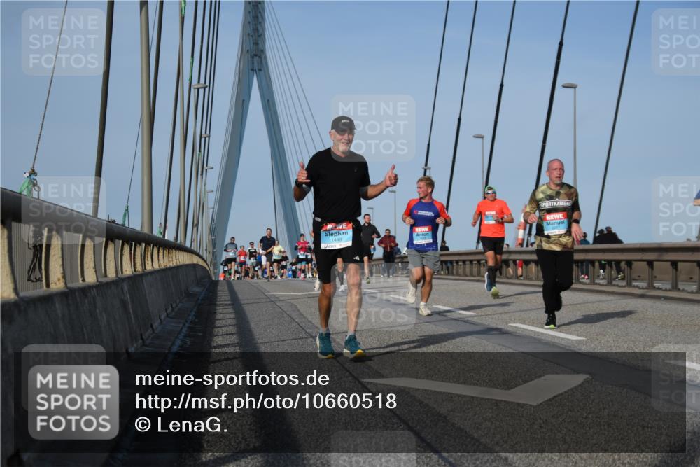 03.10.2026 - Köhlbrandbrückenlauf LenaG. http://msf.ph/oto/10660518 03.10.2026 09:41:44 Position 2 1449 meine-sportfotos.de