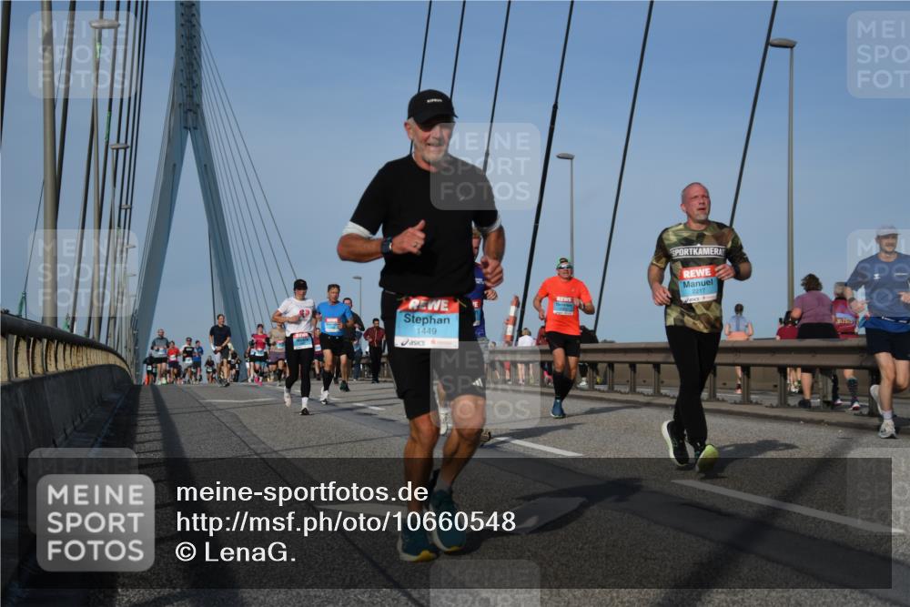03.10.2026 - Köhlbrandbrückenlauf LenaG. http://msf.ph/oto/10660548 03.10.2026 09:41:45 Position 2 1449, 2217, 2025 meine-sportfotos.de