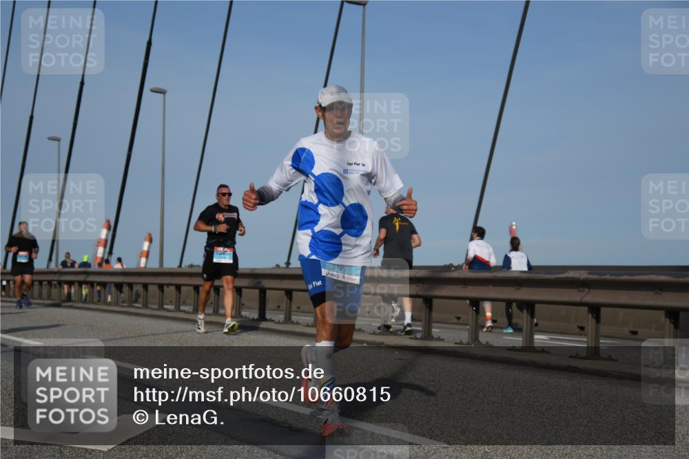 03.10.2026 - Köhlbrandbrückenlauf LenaG. http://msf.ph/oto/10660815 03.10.2026 09:42:40 Position 2 2199 meine-sportfotos.de