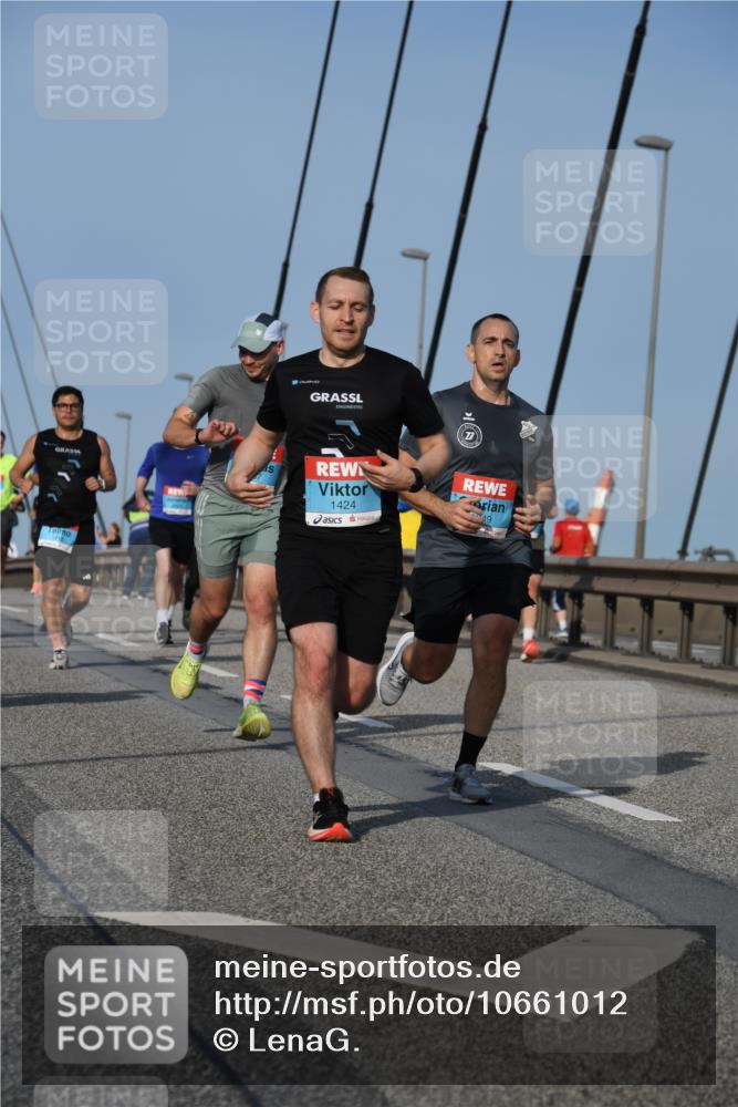 03.10.2026 - Köhlbrandbrückenlauf LenaG. http://msf.ph/oto/10661012 03.10.2026 09:43:38 Position 2 1424, 319 meine-sportfotos.de