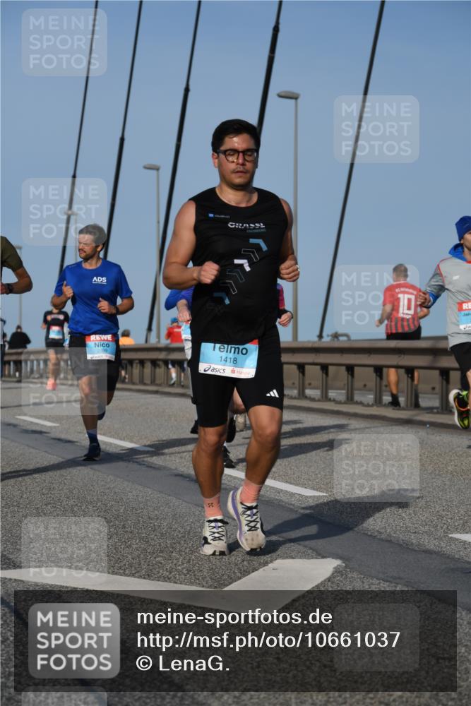 03.10.2026 - Köhlbrandbrückenlauf LenaG. http://msf.ph/oto/10661037 03.10.2026 09:43:43 Position 2 399, 1418, 20, 10 meine-sportfotos.de