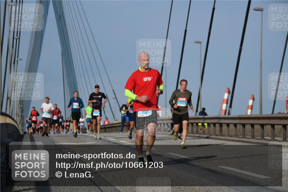 03.10.2026 - Köhlbrandbrückenlauf LenaG. http://msf.ph/oto/10661203 03.10.2026 09:44:22 Position 2 1989 meine-sportfotos.de