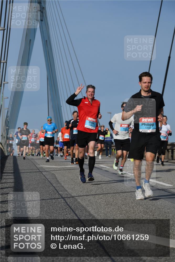 03.10.2026 - Köhlbrandbrückenlauf LenaG. http://msf.ph/oto/10661259 03.10.2026 09:44:38 Position 2 1080, 1339 meine-sportfotos.de