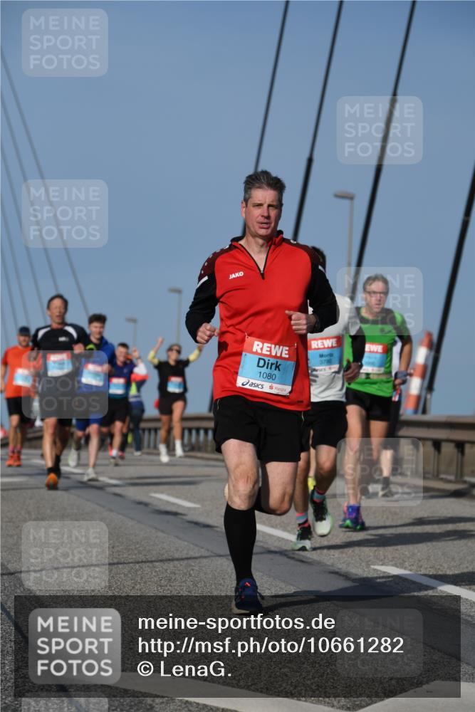 03.10.2026 - Köhlbrandbrückenlauf LenaG. http://msf.ph/oto/10661282 03.10.2026 09:44:40 Position 2 1080, 3790 meine-sportfotos.de