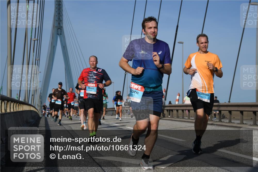 03.10.2026 - Köhlbrandbrückenlauf LenaG. http://msf.ph/oto/10661324 03.10.2026 09:44:55 Position 2 1891, 263, 1, 1073 meine-sportfotos.de