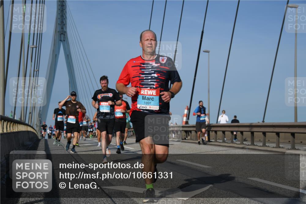 03.10.2026 - Köhlbrandbrückenlauf LenaG. http://msf.ph/oto/10661331 03.10.2026 09:44:56 Position 2 1779, 1891 meine-sportfotos.de