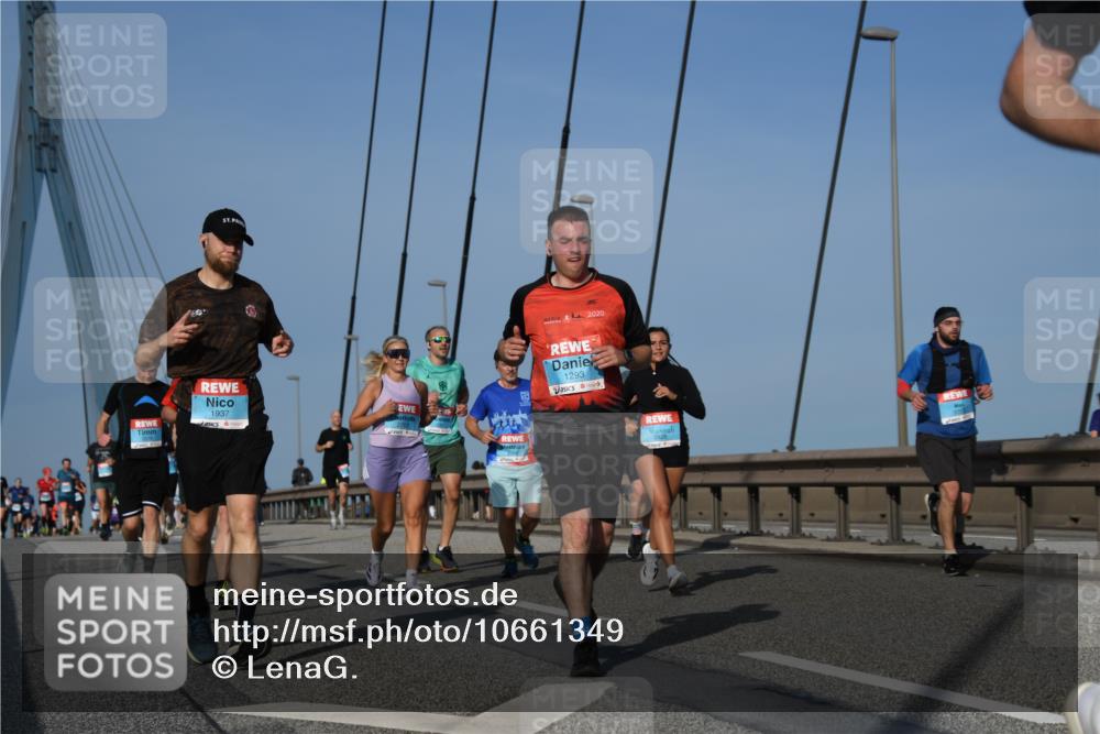 03.10.2026 - Köhlbrandbrückenlauf LenaG. http://msf.ph/oto/10661349 03.10.2026 09:45:00 Position 2 1937, 2020, 1293 meine-sportfotos.de