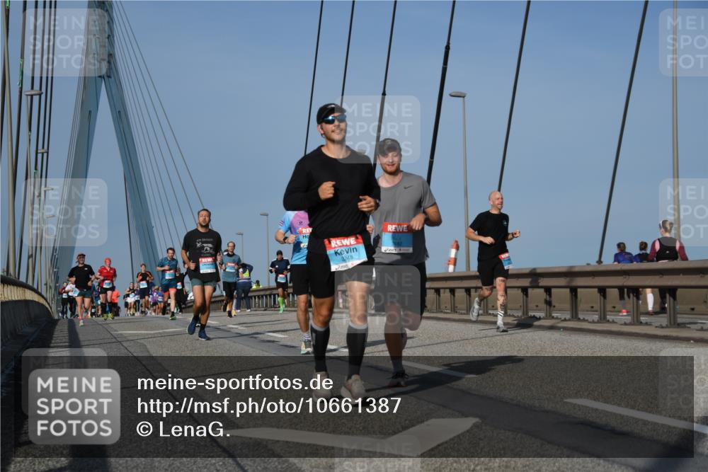 03.10.2026 - Köhlbrandbrückenlauf LenaG. http://msf.ph/oto/10661387 03.10.2026 09:45:06 Position 2 2248, 3862 meine-sportfotos.de