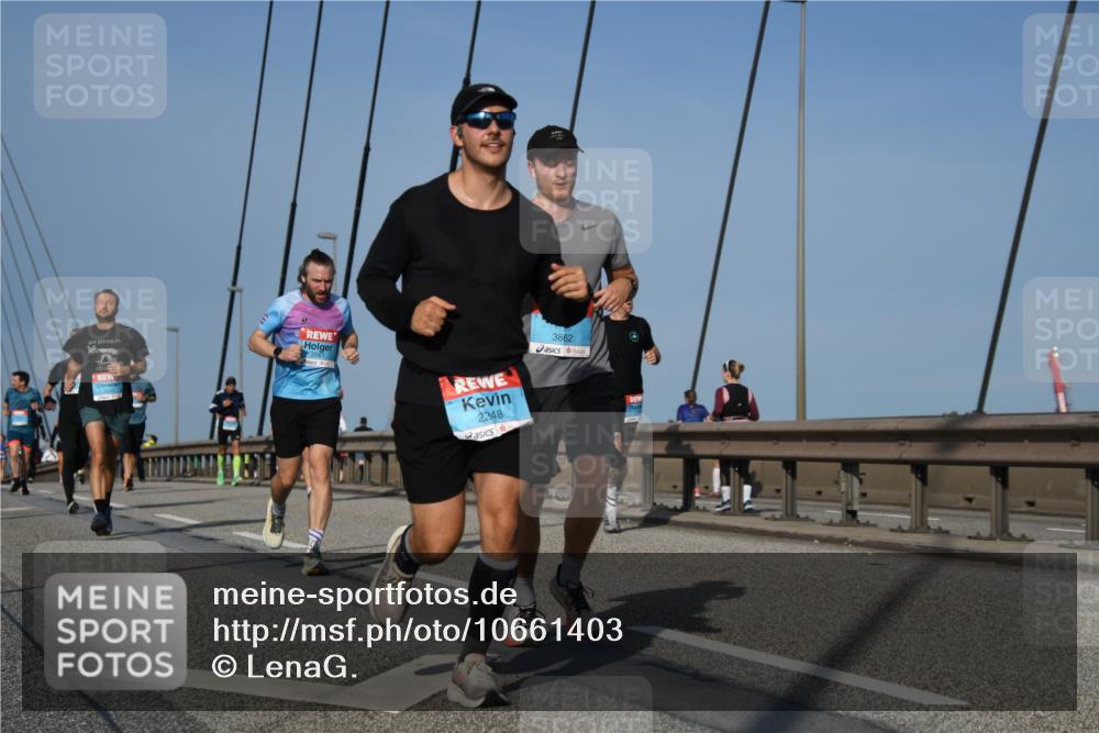 03.10.2026 - Köhlbrandbrückenlauf LenaG. http://msf.ph/oto/10661403 03.10.2026 09:45:07 Position 2 2248, 3862 meine-sportfotos.de