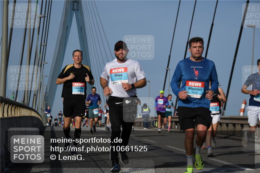 03.10.2026 - Köhlbrandbrückenlauf LenaG. http://msf.ph/oto/10661525 03.10.2026 09:45:26 Position 2 1694, 2544, 1019, 3739 meine-sportfotos.de