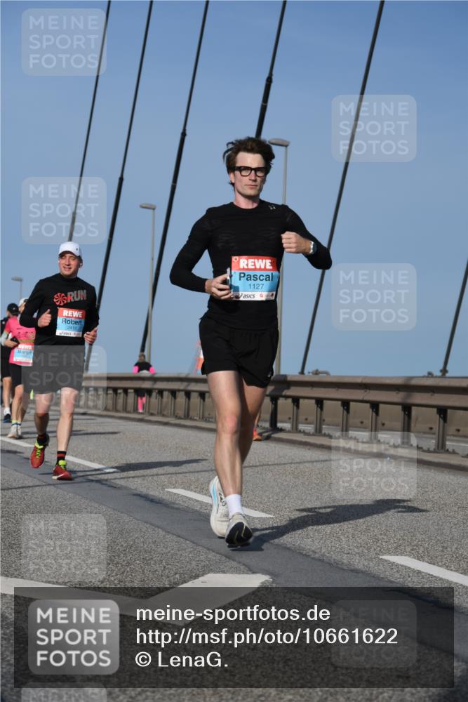 03.10.2026 - Köhlbrandbrückenlauf LenaG. http://msf.ph/oto/10661622 03.10.2026 09:45:48 Position 2 2419, 1127 meine-sportfotos.de
