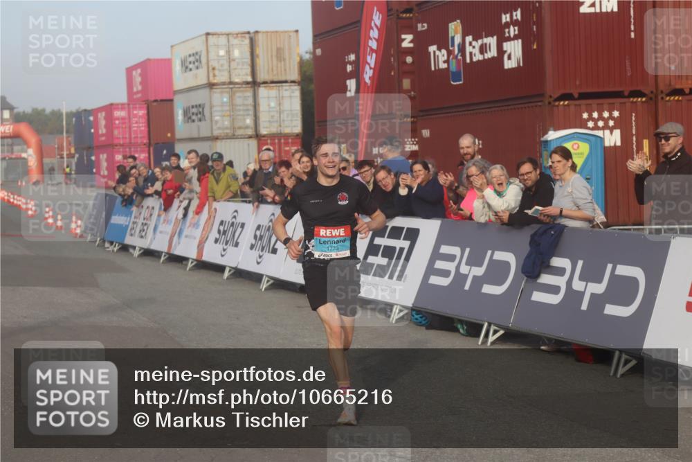 03.10.2026 - Köhlbrandbrückenlauf Markus Tischler http://msf.ph/oto/10665216 03.10.2026 09:43:14 Ziel 1773 meine-sportfotos.de