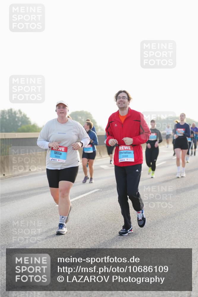 03.10.2026 - Köhlbrandbrückenlauf LAZAROV Photography http://msf.ph/oto/10686109 03.10.2026 09:30:11 Position 3 3688, 3568 meine-sportfotos.de
