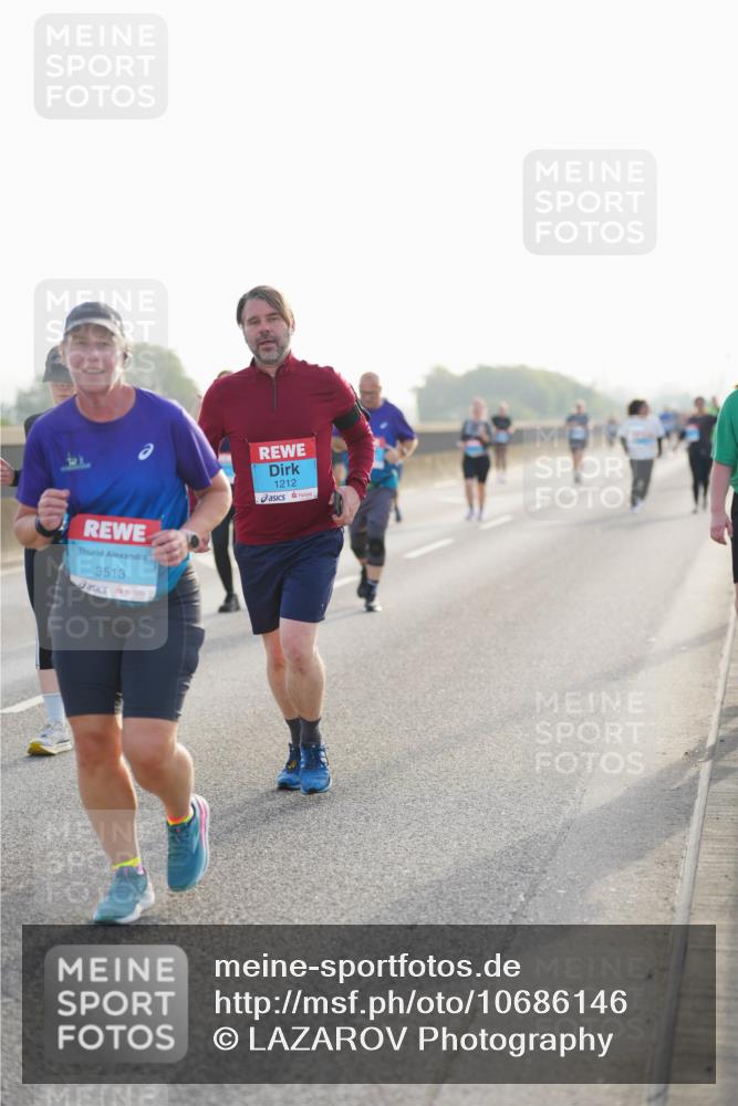03.10.2026 - Köhlbrandbrückenlauf LAZAROV Photography http://msf.ph/oto/10686146 03.10.2026 09:30:18 Position 3 3513, 1212 meine-sportfotos.de
