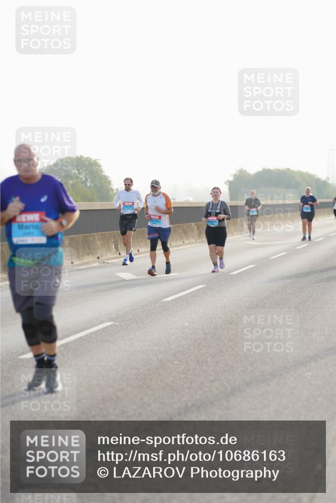 03.10.2026 - Köhlbrandbrückenlauf LAZAROV Photography http://msf.ph/oto/10686163 03.10.2026 09:30:22 Position 3  meine-sportfotos.de