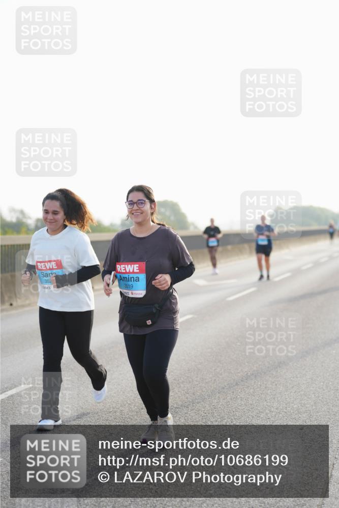 03.10.2026 - Köhlbrandbrückenlauf LAZAROV Photography http://msf.ph/oto/10686199 03.10.2026 09:30:30 Position 3 352, 3519 meine-sportfotos.de